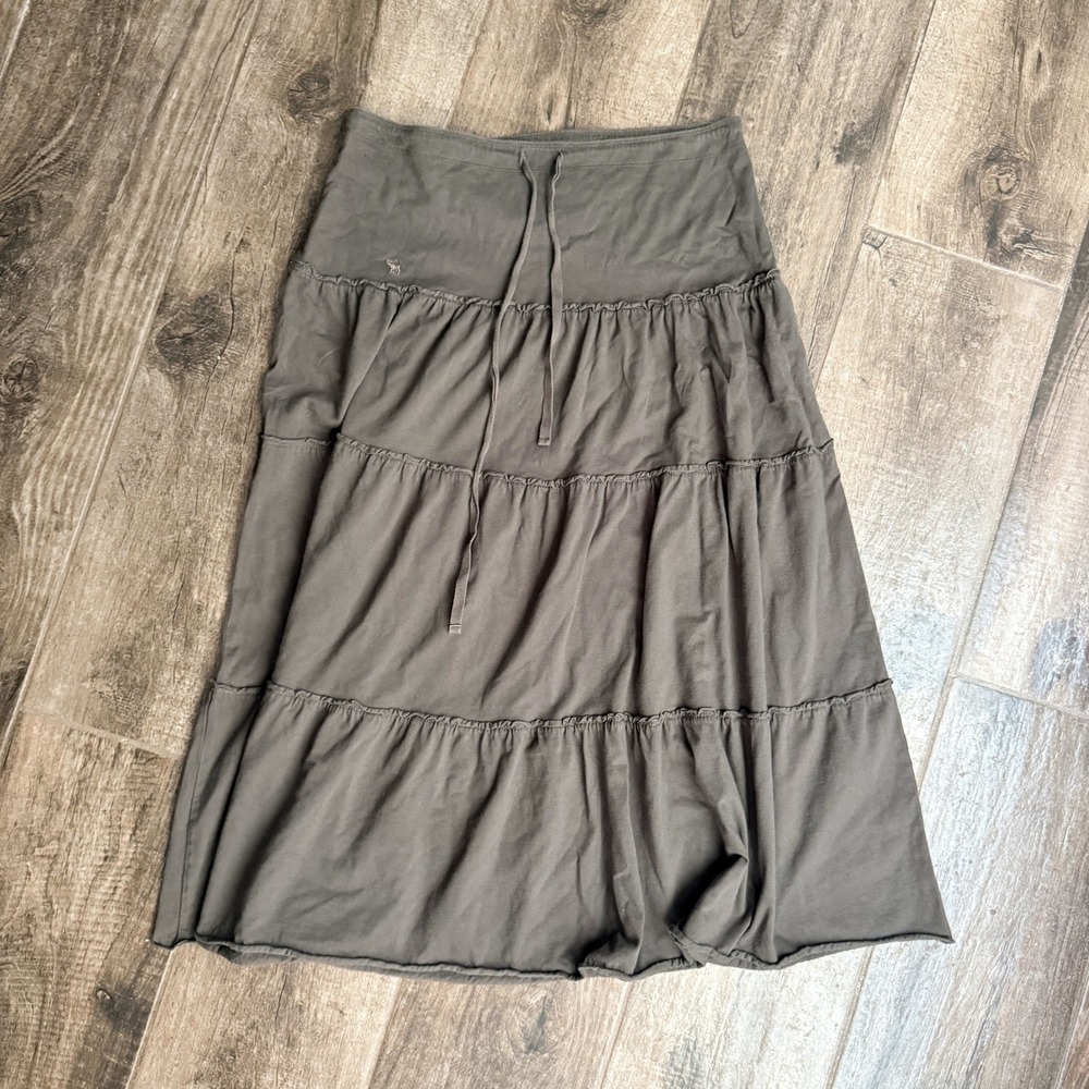 Abercrombie & Fitch  Womens Y2K Grunge Raw Hem Tiered Midi Skirt,Gray,S